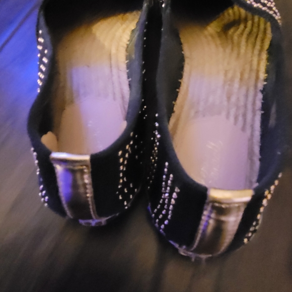 Beautiful Gently worn loeffler randall gold studded flat/mule - Picture 2 of 12